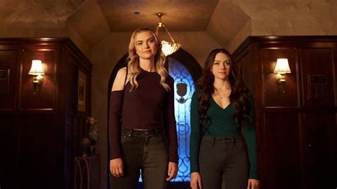 megafilm legacies|Legacies: All Episodes .